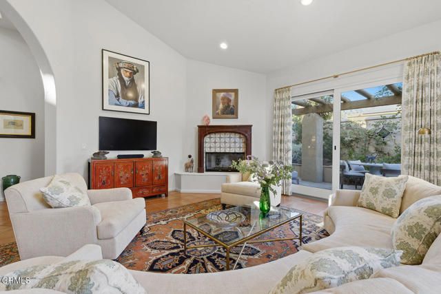 203 S Montgomery Street, Ojai, CA 93023