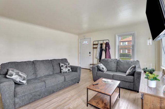 3851 Superior Avenue, Silverton, OH 45236