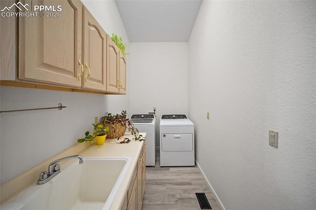 5025 Vista Del Sol Point, Colorado Springs, CO 80919