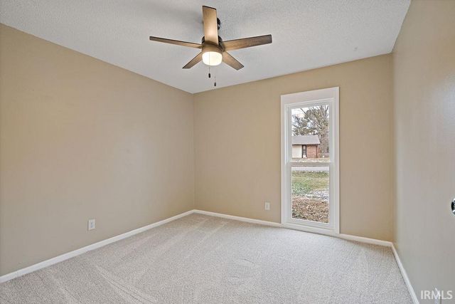 4607 STRATFORD Drive, Kokomo, IN 46901