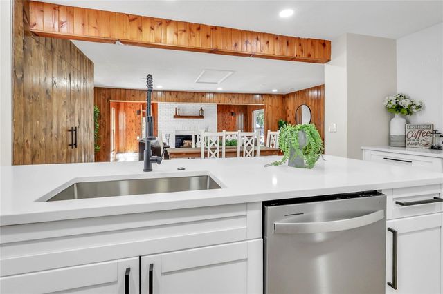 16123 E LAKE BURRELL DRIVE, Lutz, FL 33549