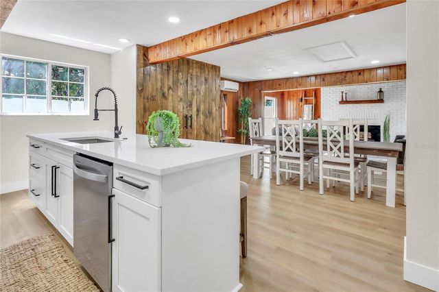 16123 E LAKE BURRELL DRIVE, Lutz, FL 33549