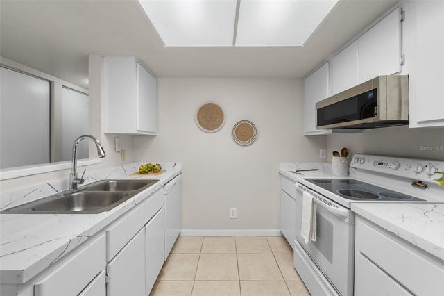 2508 SW 35TH PLACE J-58, Gainesville, FL 32608