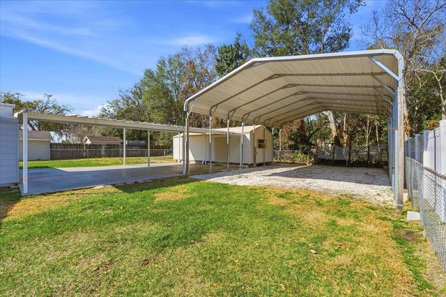 138 HAWTHORNE ROAD, Auburndale, FL 33823