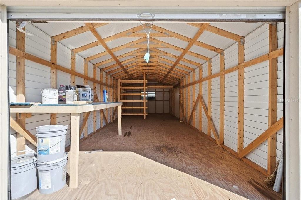 Image 29 of property listing at 138 HAWTHORNE ROAD, Auburndale, FL 33823