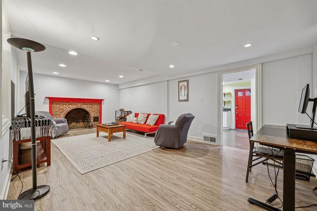 4715 NEBRASKA AVE NW, Washington, DC 20016