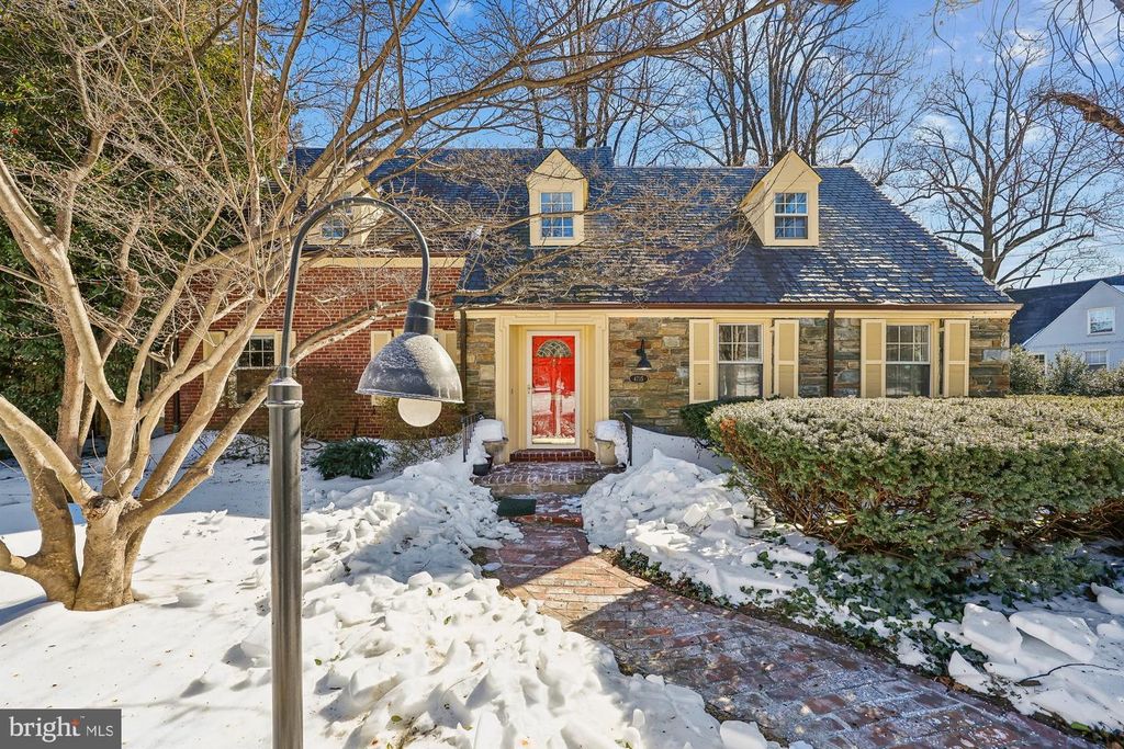 4715 NEBRASKA AVE NW, Washington, DC 20016