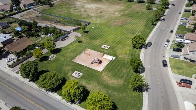 2709 N Big Sandy Ave, Merced, CA 95348