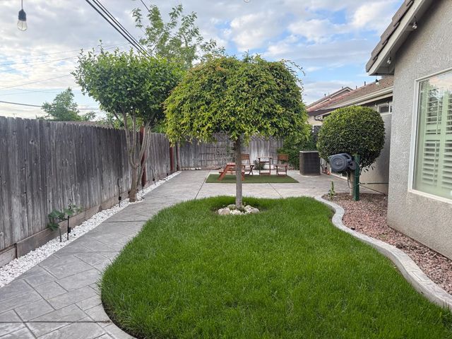 2709 N Big Sandy Ave, Merced, CA 95348
