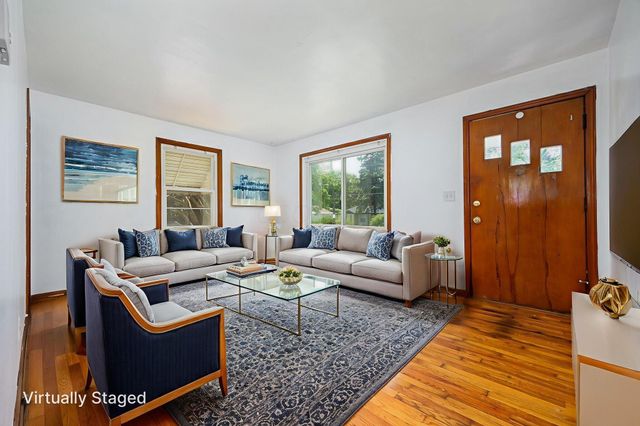 1900 S Champion Avenue, Columbus, OH 43207