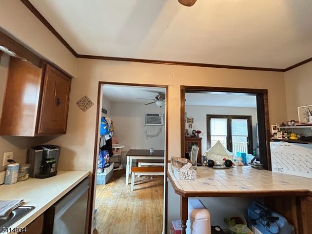 110 Metro Trl, Hopatcong Boro, NJ 07843