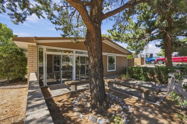 1001 Upland Court NE, Albuquerque, NM 87112