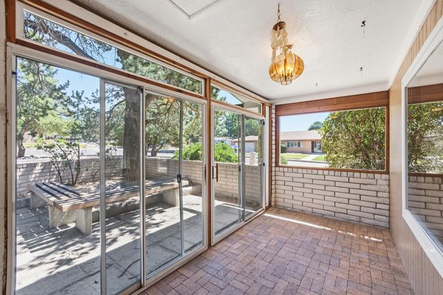 1001 Upland Court NE, Albuquerque, NM 87112