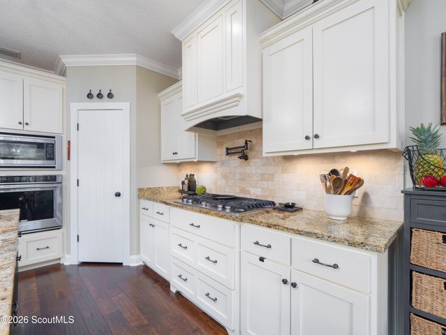 79 Manatee Court, Waverly, GA 31565
