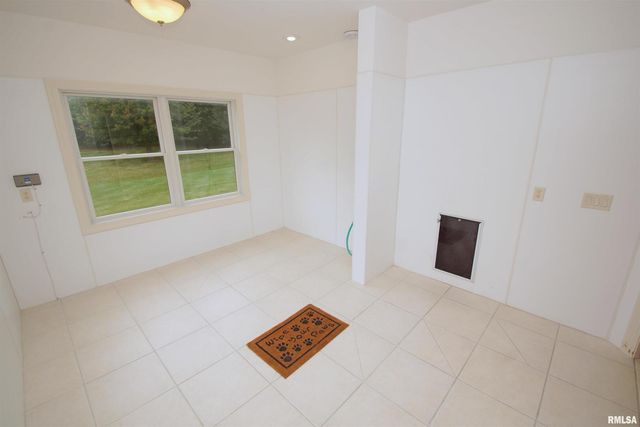 5529 Baraboo Court, Davenport, IA 52804