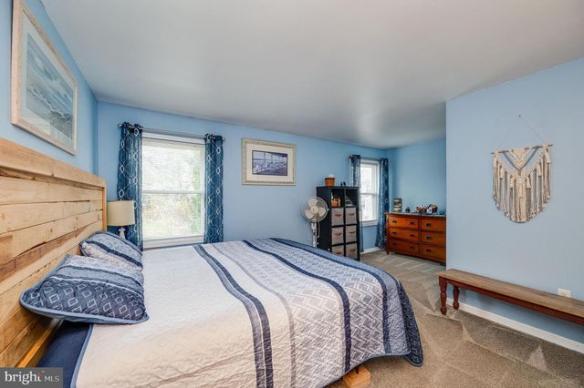 4489 HERON DR, Reading, PA 19606