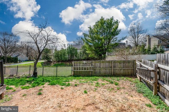 4489 HERON DR, Reading, PA 19606