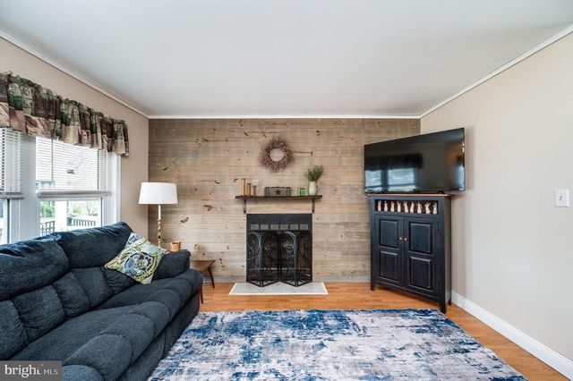 4489 HERON DR, Reading, PA 19606