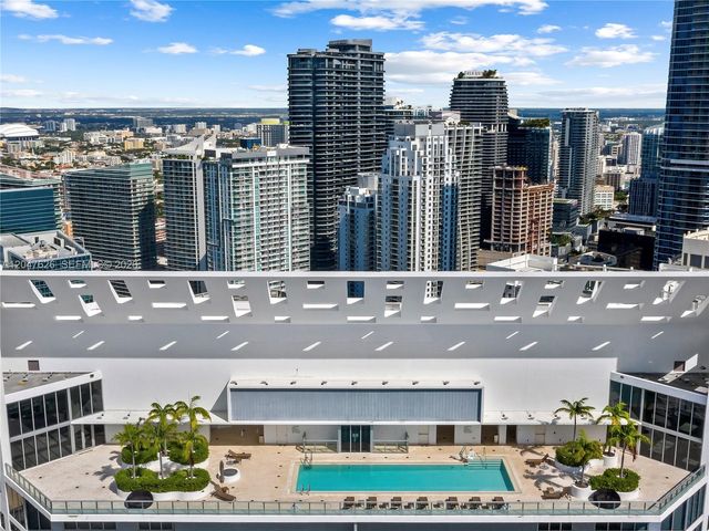 1300 Brickell Bay Dr 1813, Miami, FL 33131