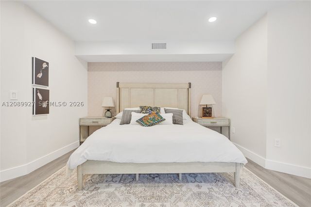 2360 Tigertail Ave, Miami, FL 33133