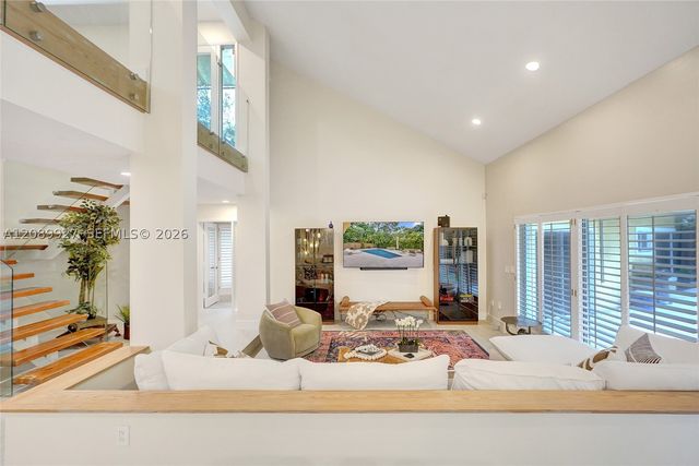2360 Tigertail Ave, Miami, FL 33133