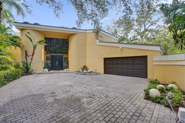2360 Tigertail Ave, Miami, FL 33133