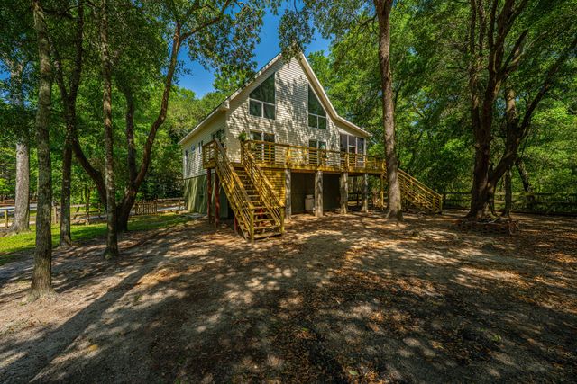 2468 Marina Road, Wadmalaw Island, SC 29487