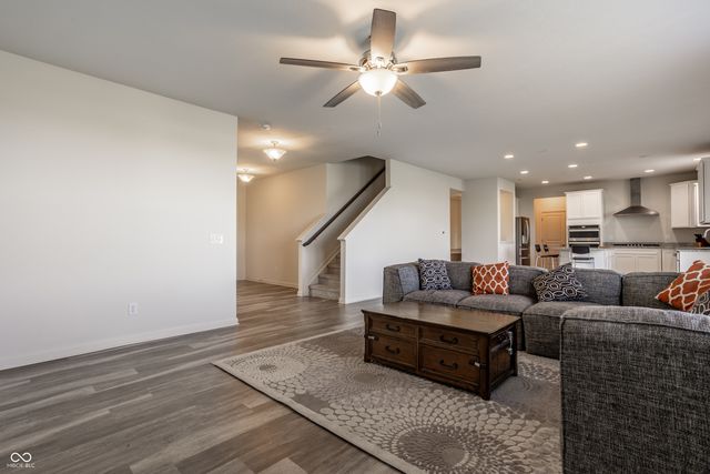 13514 Lamb Drive, Fishers, IN 46037