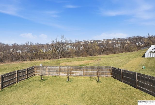 7707 N 173 Street, Bennington, NE 68007