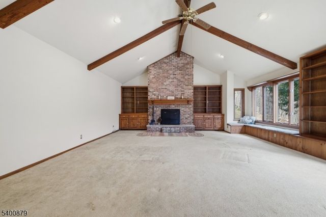 737 Water St, White Twp., NJ 07823