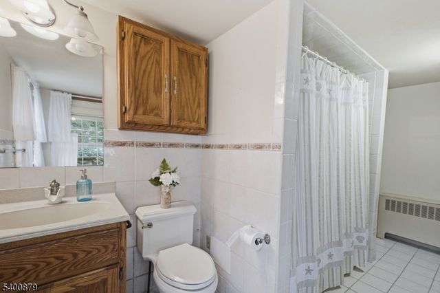 737 Water St, White Twp., NJ 07823