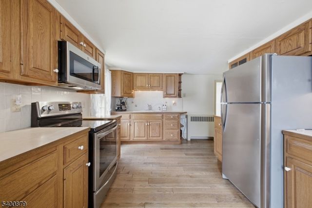 737 Water St, White Twp., NJ 07823