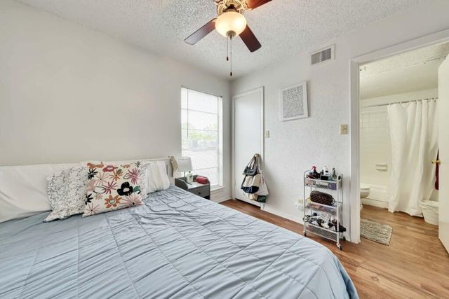 2803 Hemphill PARK B205, Austin, TX 78705