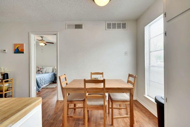 2803 Hemphill PARK B205, Austin, TX 78705