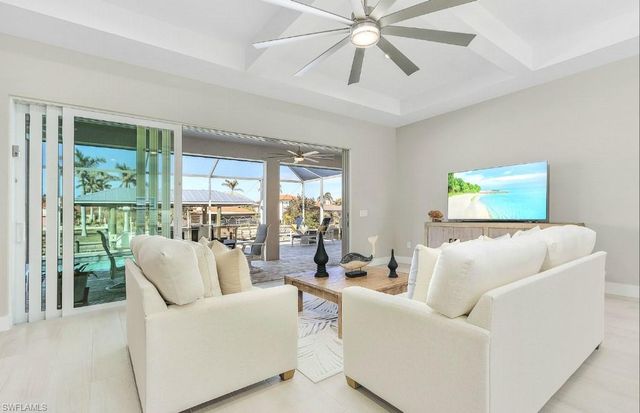 2401 Macadamia LN, St. James City, FL 33956