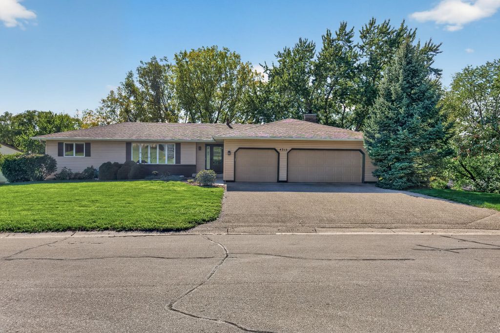 4315 Kaufmanis Way, Eagan, MN 55123 — photo 2