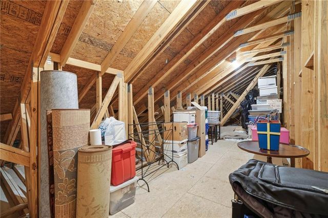 605 Hemlock Trail, Canton, GA 30114