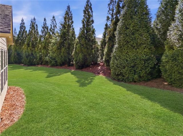 605 Hemlock Trail, Canton, GA 30114