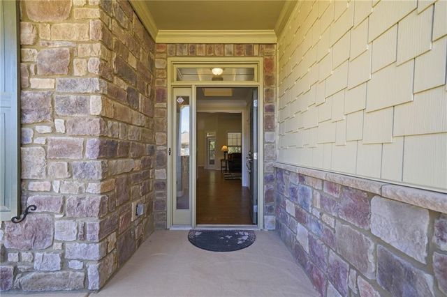 605 Hemlock Trail, Canton, GA 30114