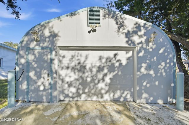 1215 Leon Lane, Daytona Beach, FL 32117