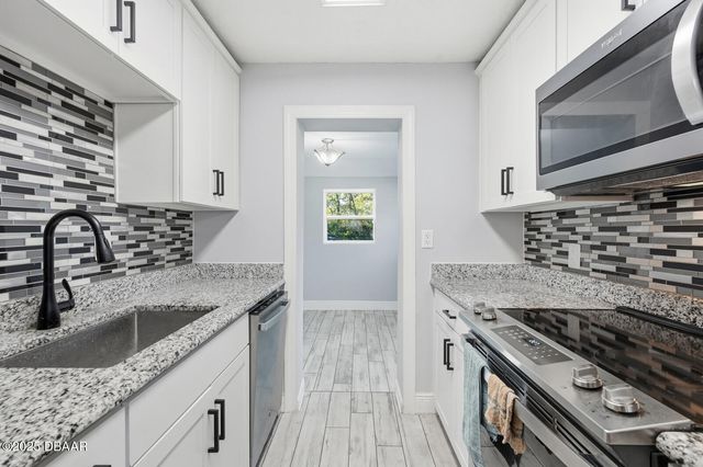 1215 Leon Lane, Daytona Beach, FL 32117