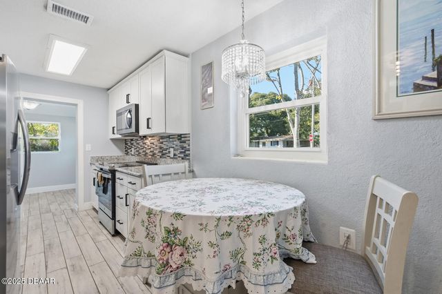 1215 Leon Lane, Daytona Beach, FL 32117