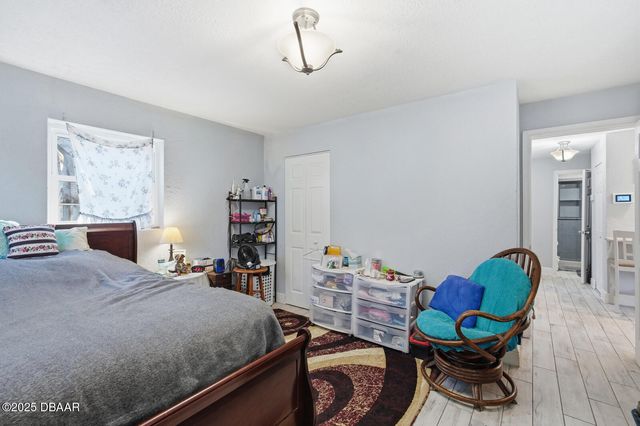 1215 Leon Lane, Daytona Beach, FL 32117