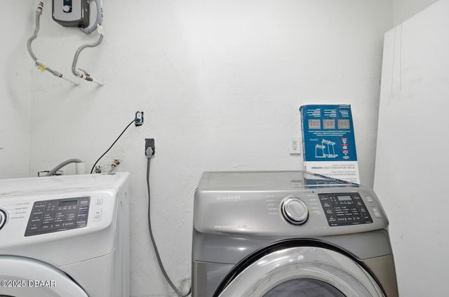 1215 Leon Lane, Daytona Beach, FL 32117