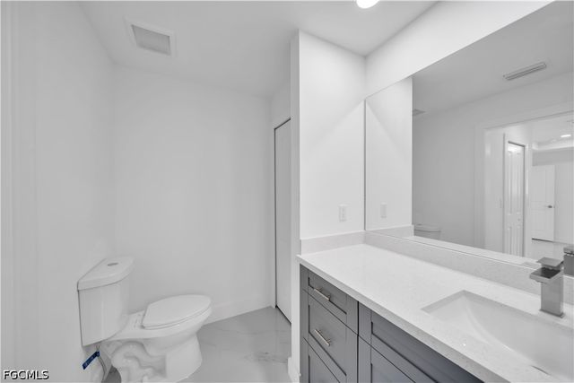859 Chicago ST, Lehigh Acres, FL 33974