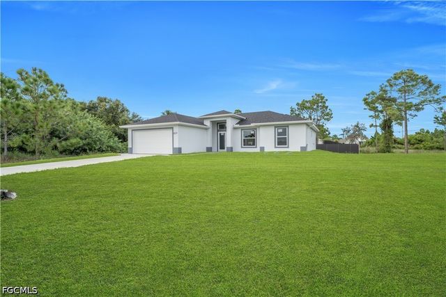 859 Chicago ST, Lehigh Acres, FL 33974