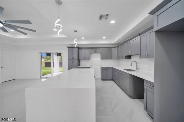 859 Chicago ST, Lehigh Acres, FL 33974