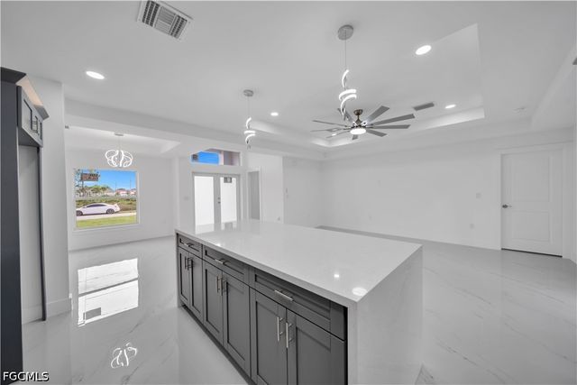 859 Chicago ST, Lehigh Acres, FL 33974