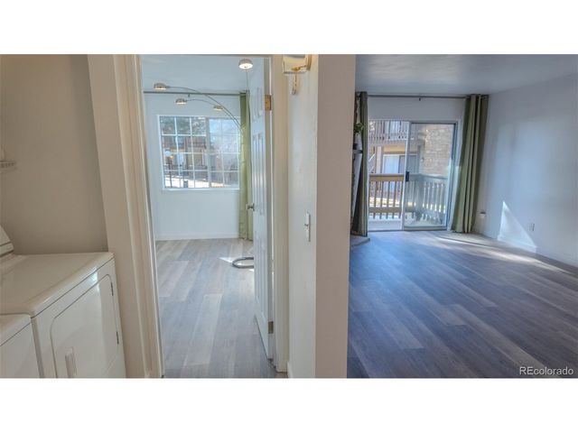 1887 S Pitkin St A, Aurora, CO 80017