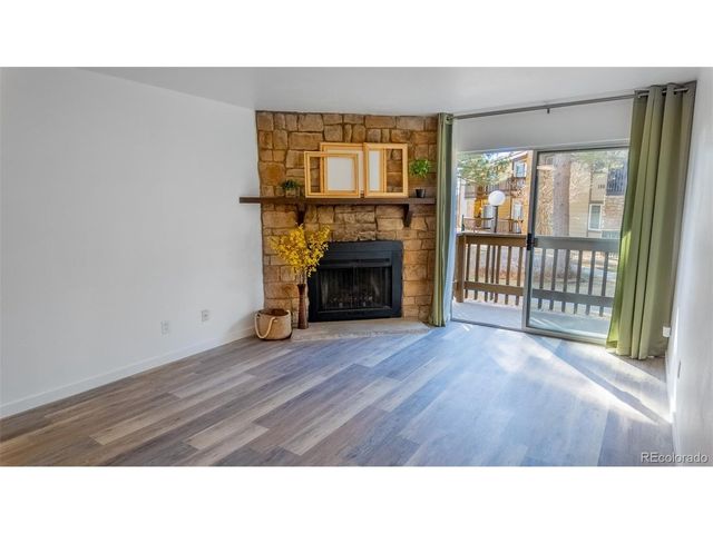 1887 S Pitkin St A, Aurora, CO 80017